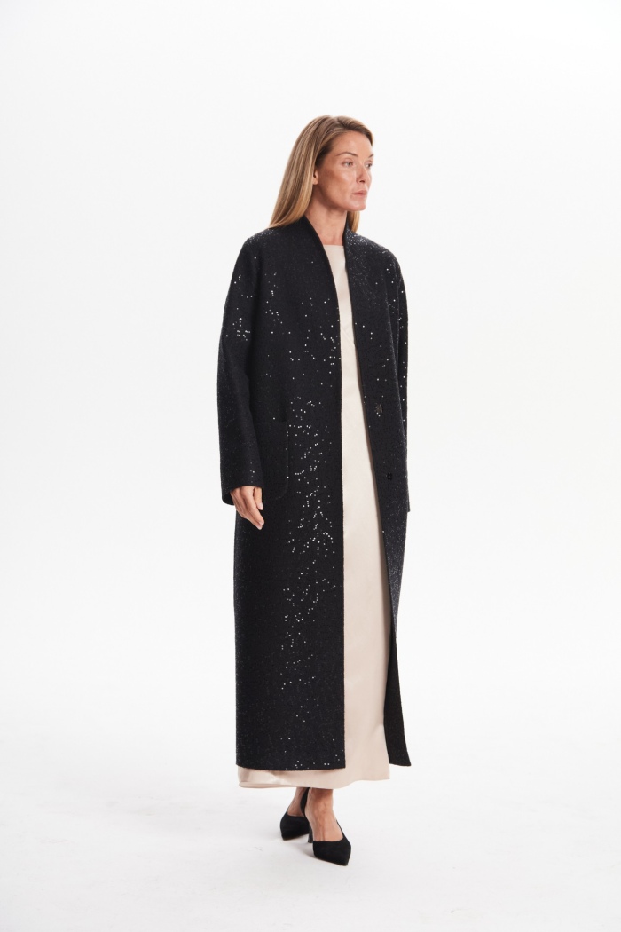 Seven Lab - Пальто-халат с пайетками в черном цвете