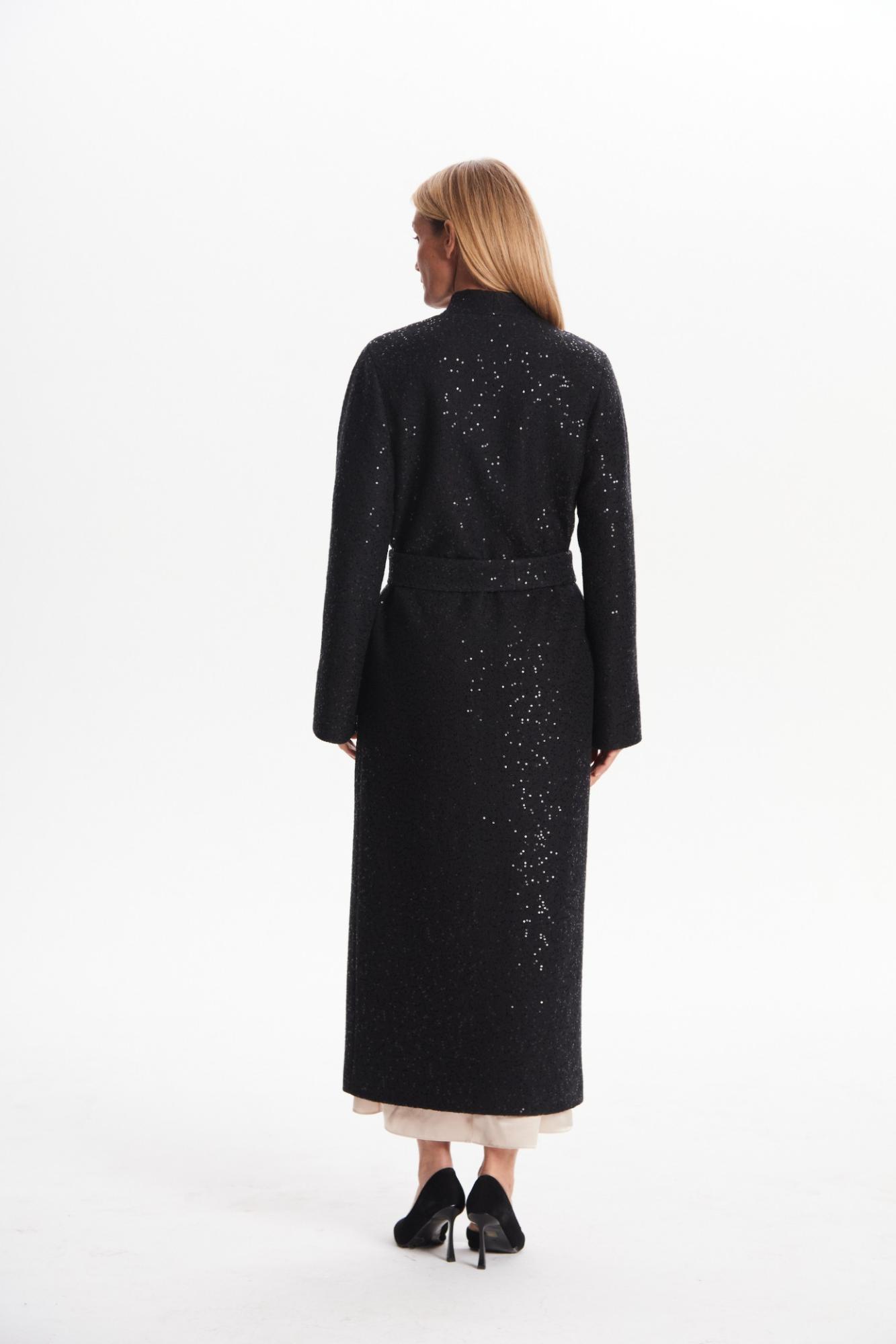 Seven Lab - Пальто-халат с пайетками в черном цвете