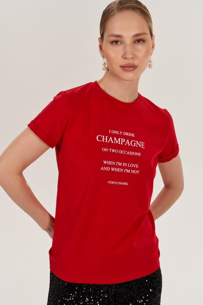 SEVEN LAB - Футболка в красном цвете с надписью «I only drink champagne»