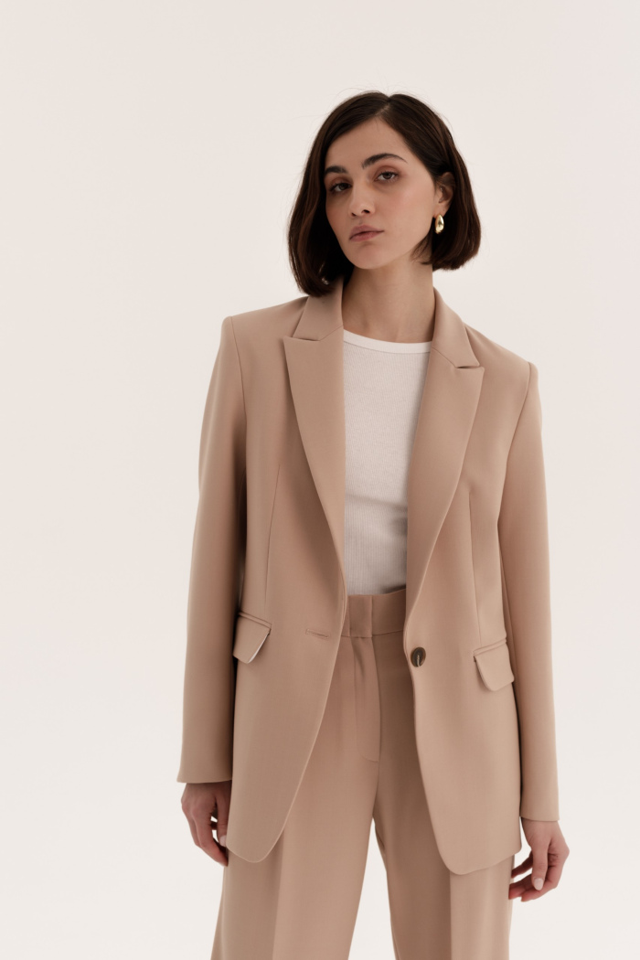 Seven Lab - Жакет прямой из вискозы в бежевом цвете с люрексом