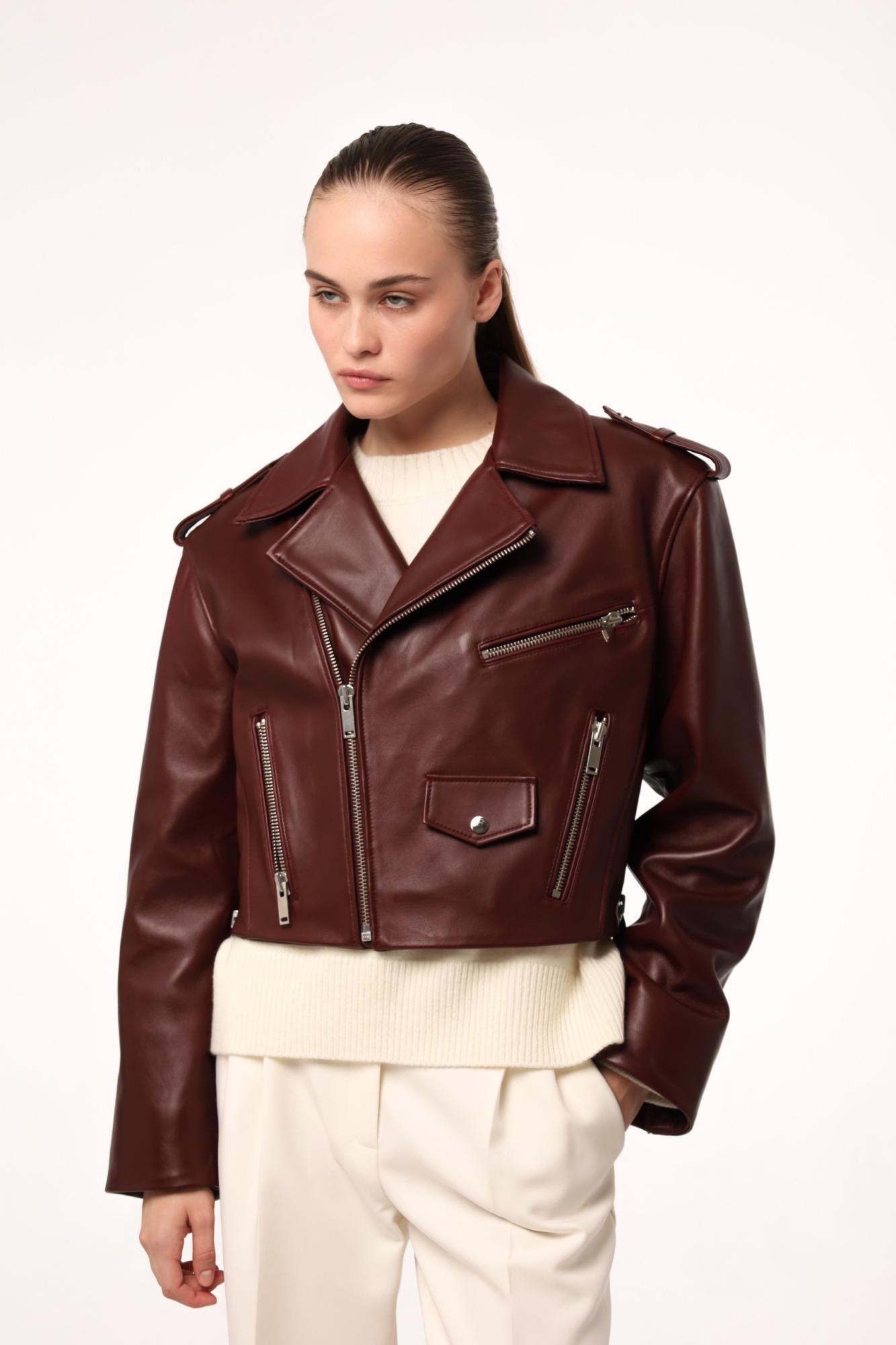 Seven Lab - Куртка-косуха укороченная в цвете бордо