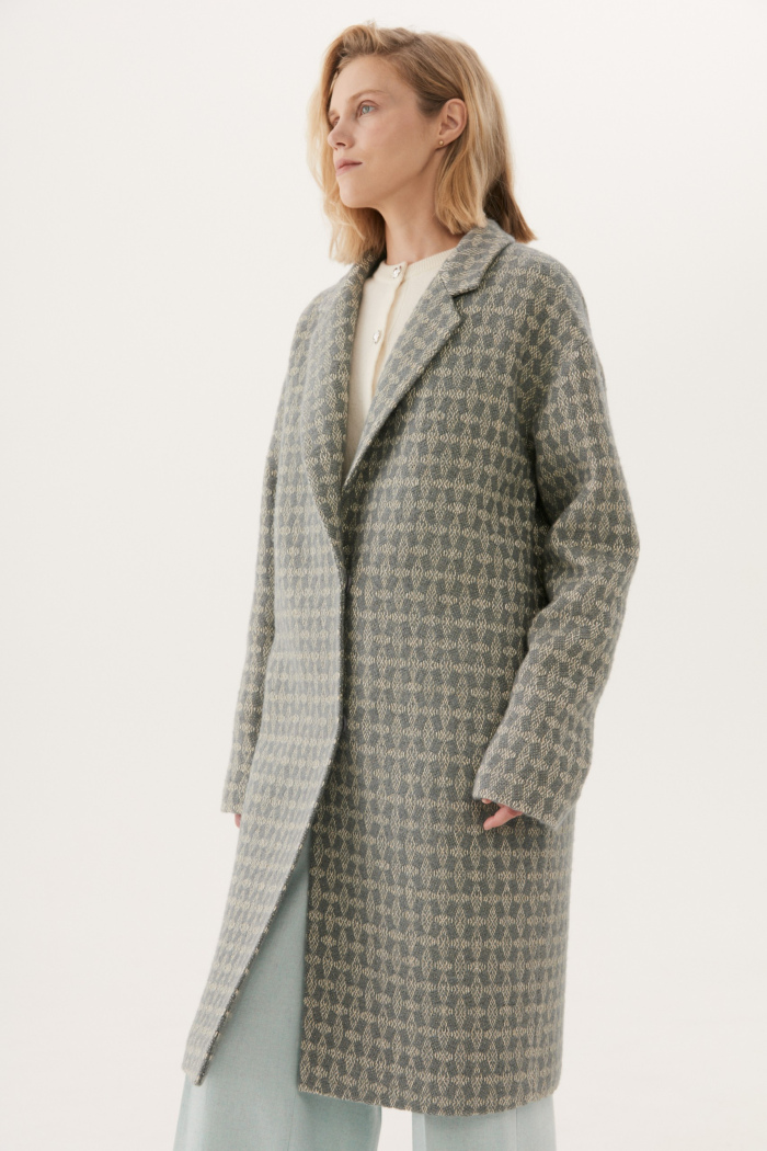 Seven Lab - Пальто кокон с люрексом в сером цвете