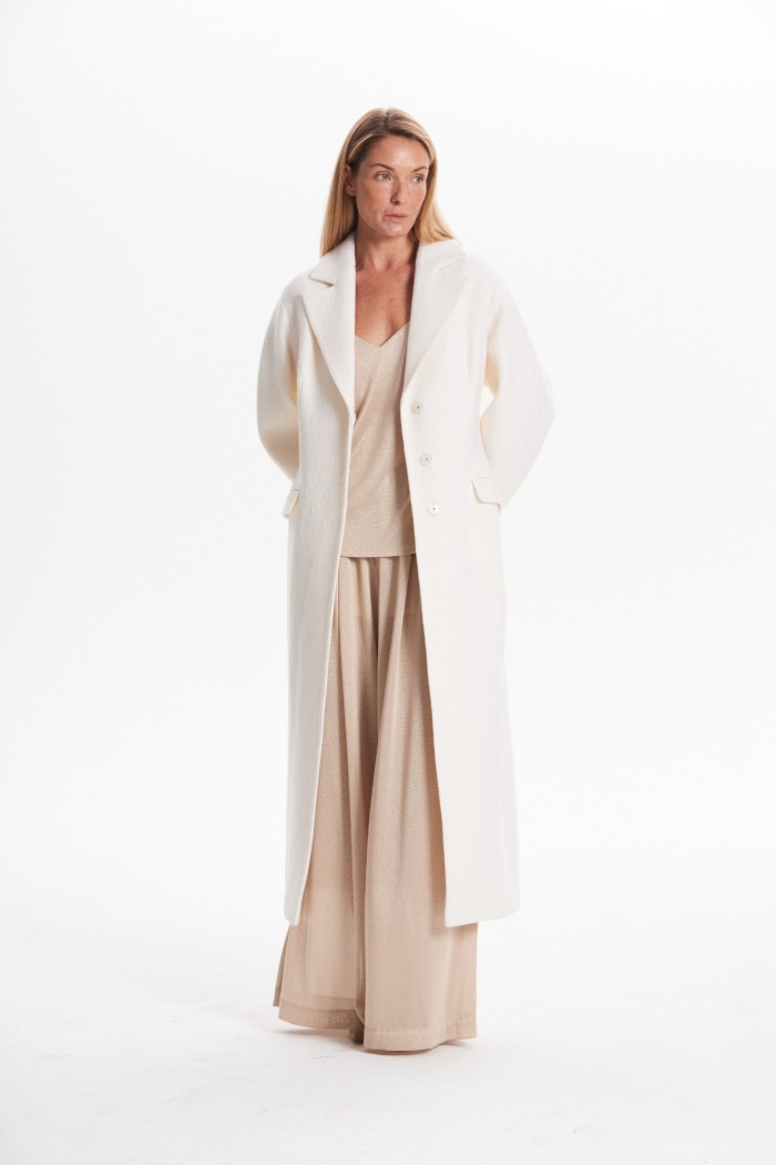 Seven Lab - Пальто из вареной шерсти  в молочном цвете