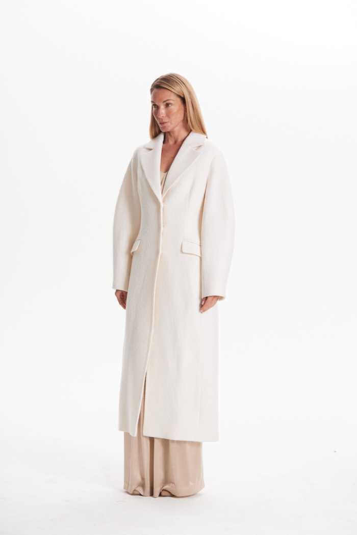 Seven Lab - Пальто из вареной шерсти  в молочном цвете