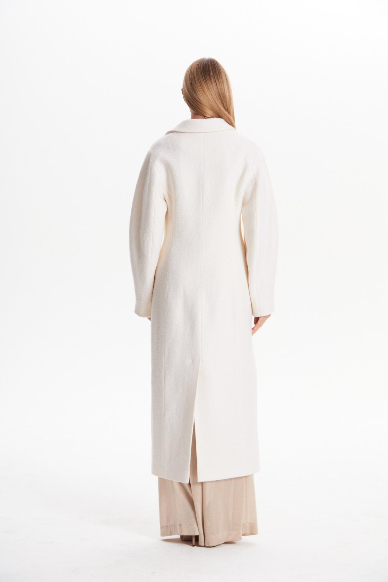 Seven Lab - Пальто из вареной шерсти  в молочном цвете