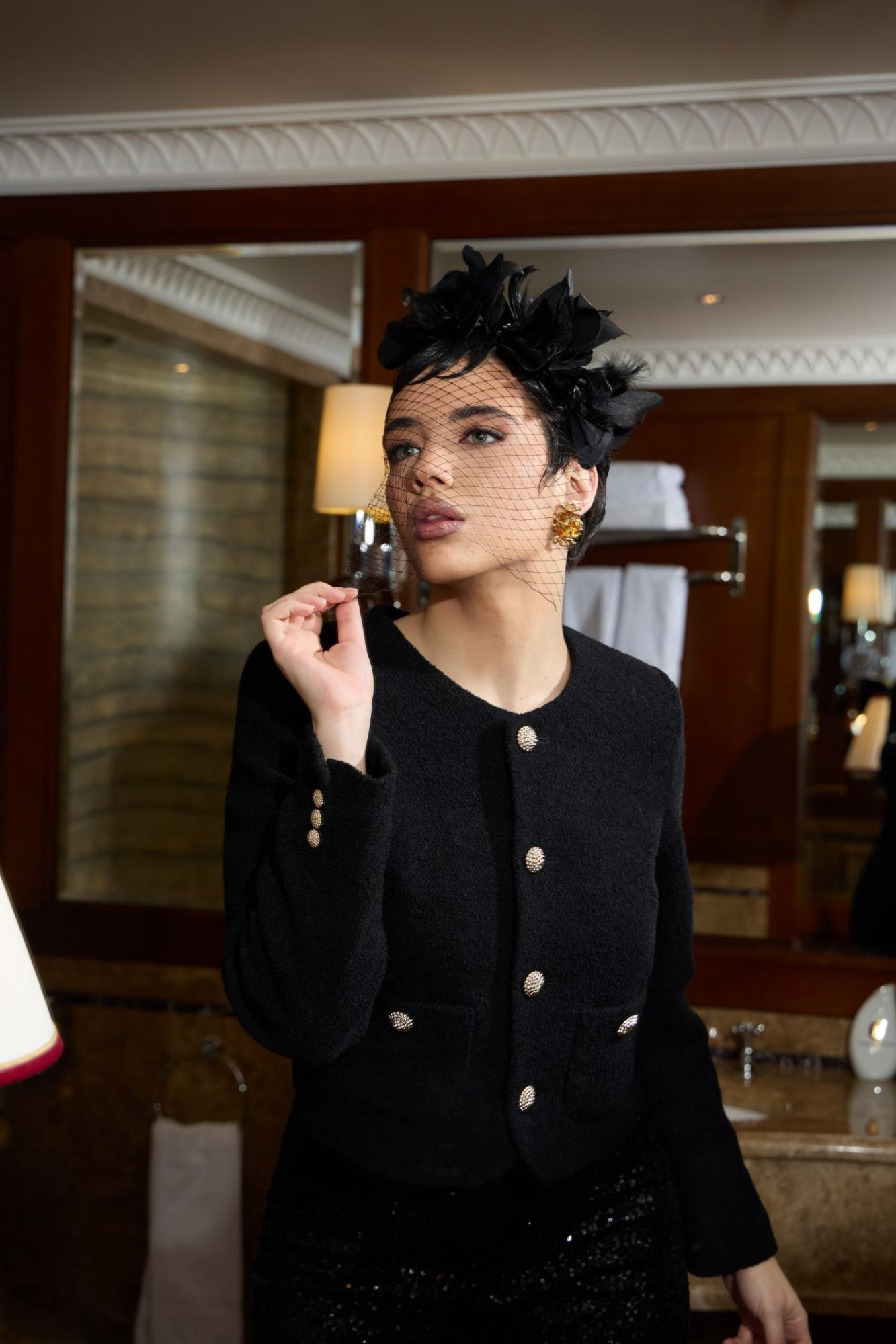 Seven Lab - Жакет твидовый с золотыми пуговицами в черном цвете