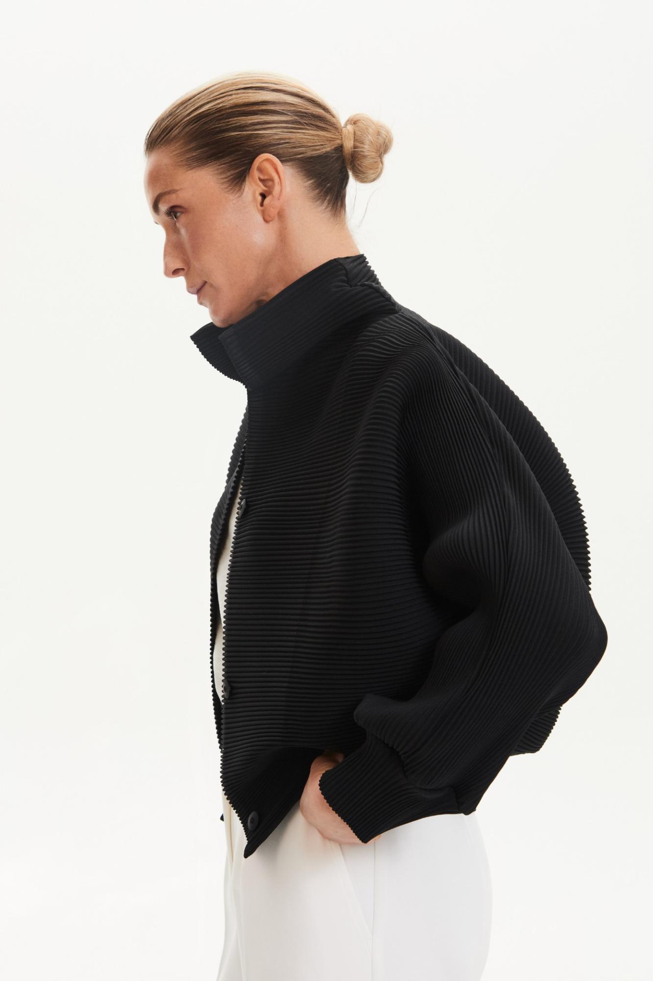 Seven Lab - Бомбер в рубчик в черном цвете, женская