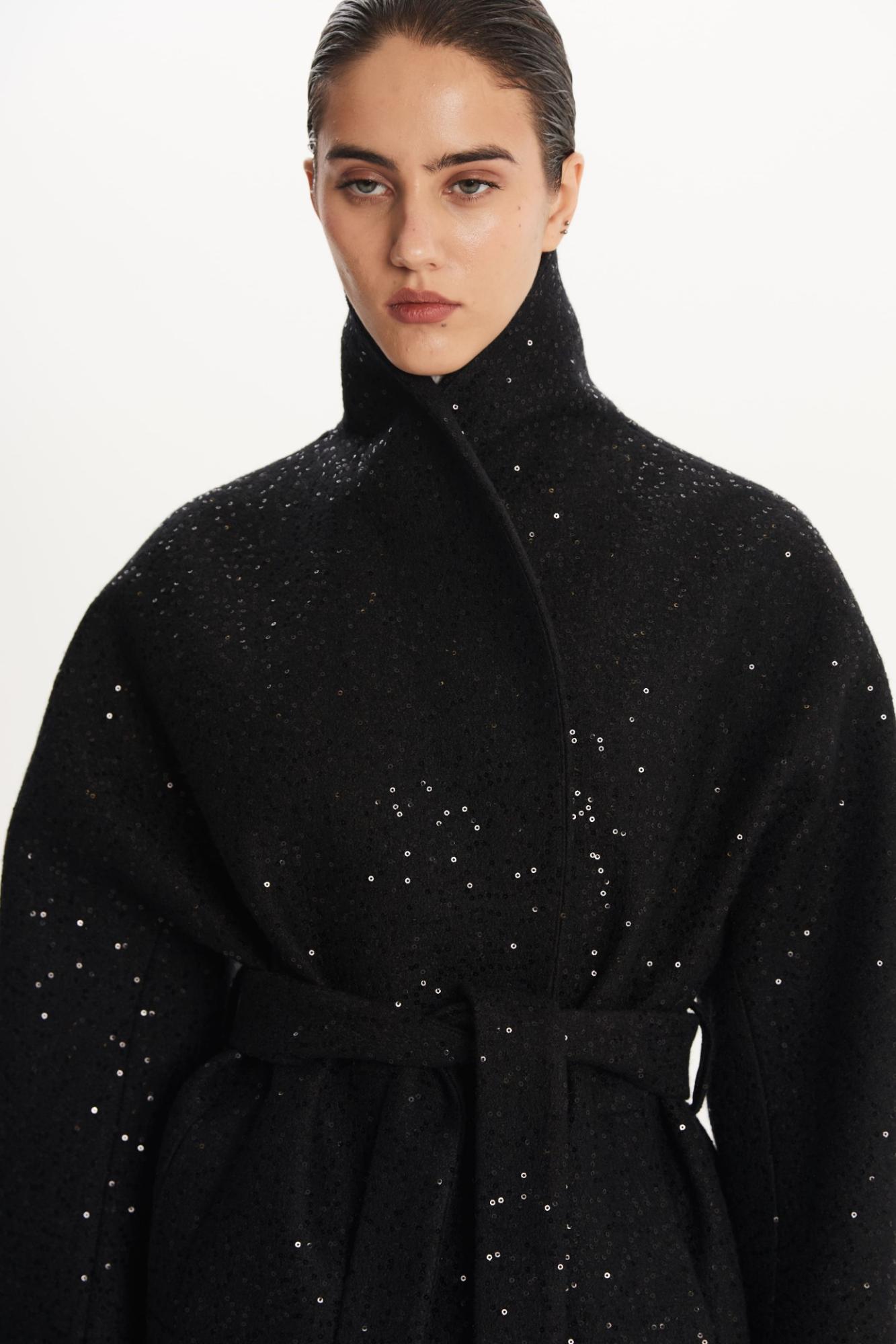 SEVEN LAB - Полупальто из вареной шерсти с пайетками в черном цвете
