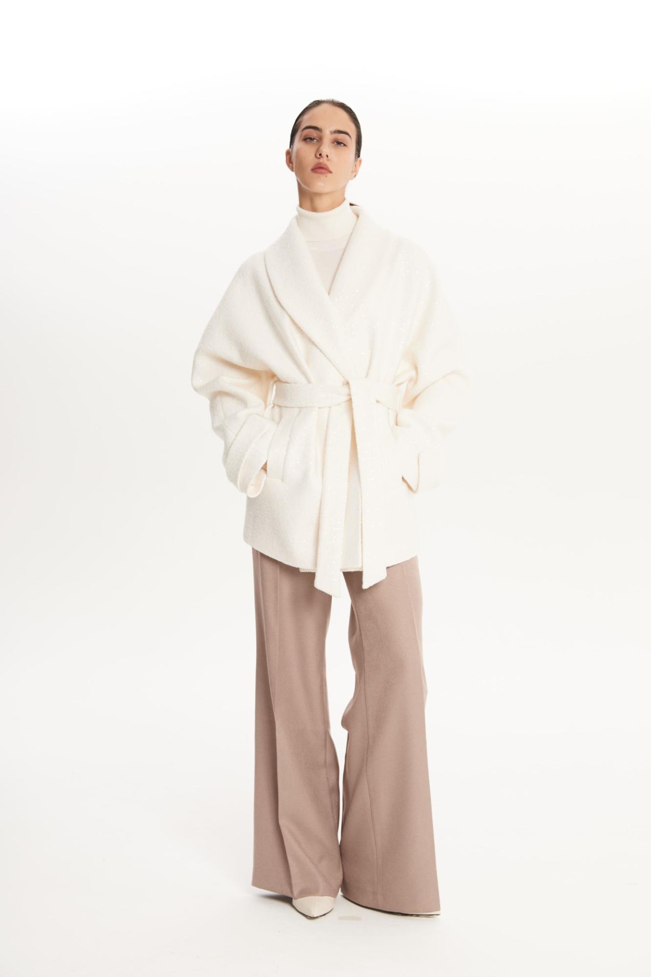 SEVEN LAB - Полупальто из вареной шерсти с пайетками в белом цвете