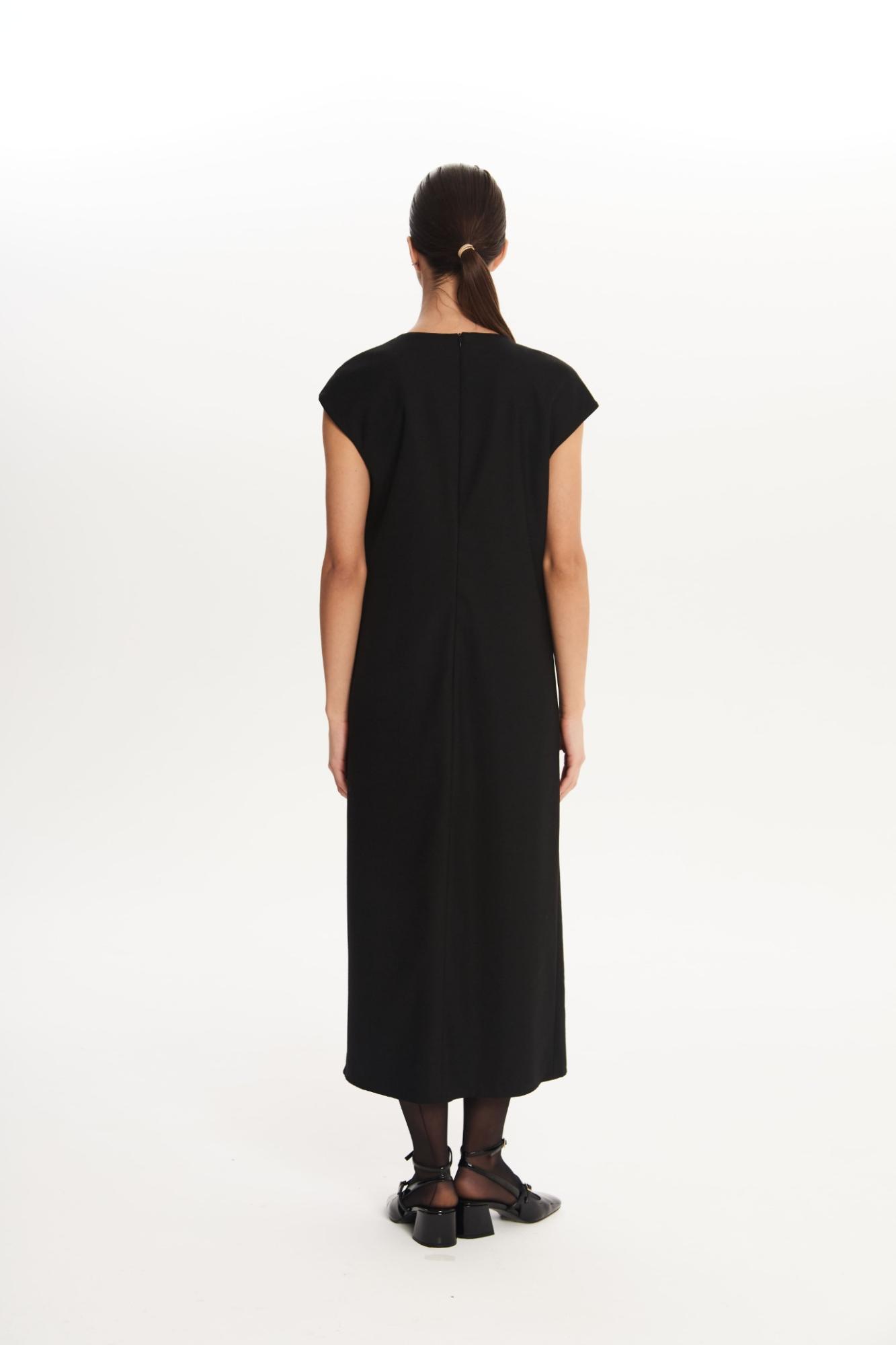 SEVEN LAB - Платье прямого кроя с брошью в черном цвете