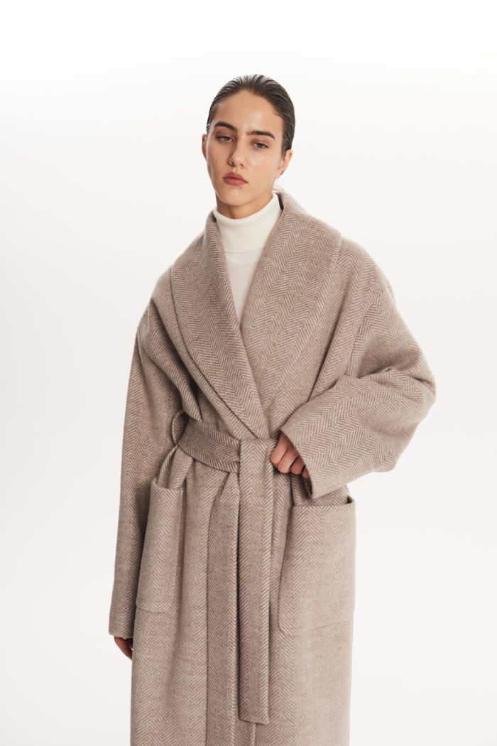 SEVEN LAB - Пальто с шалевым воротником в бежевом цвете