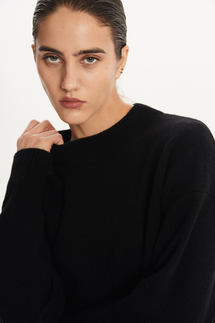 SEVEN LAB - Джемпер кашемировый в черном цвете