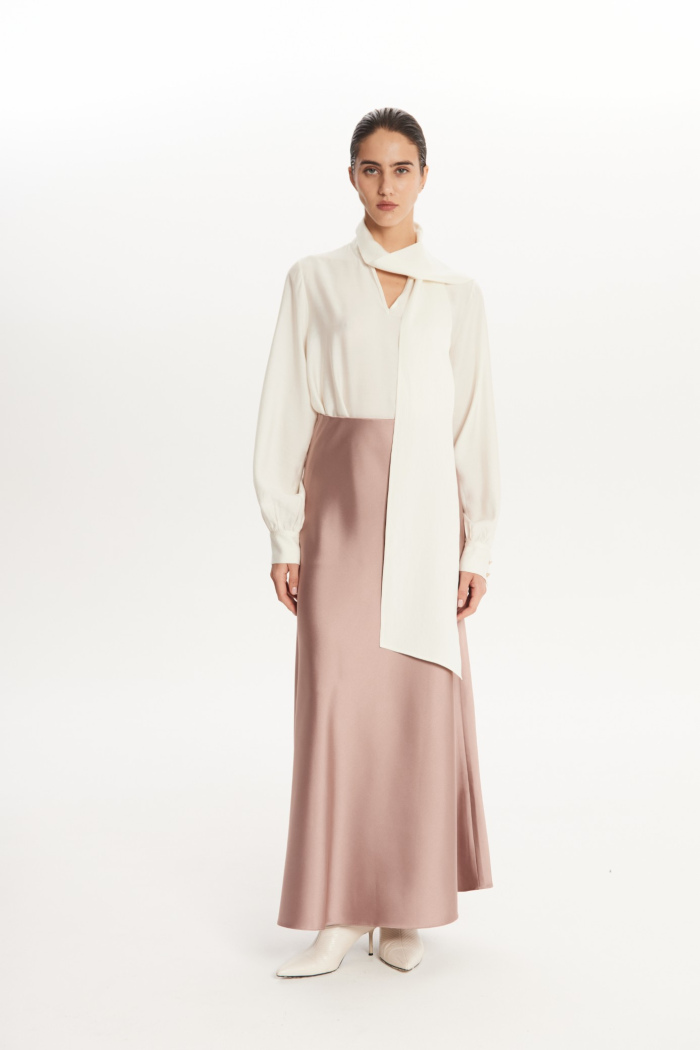 SEVEN LAB - Блуза с бантом в молочном цвете