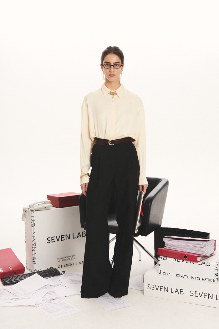 Seven Lab - Блуза из вискозы в молочном цвете