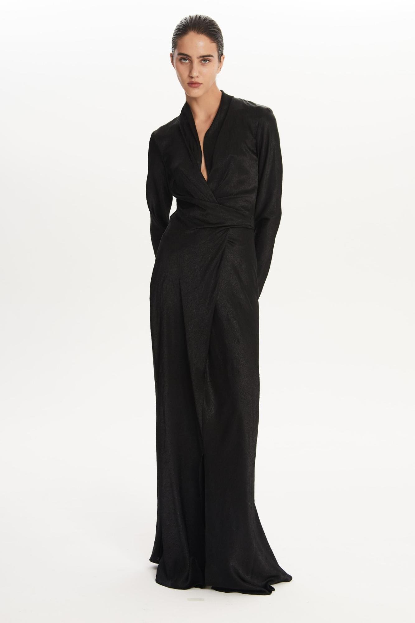 Seven Lab - Платье макси на запах в черном цвете