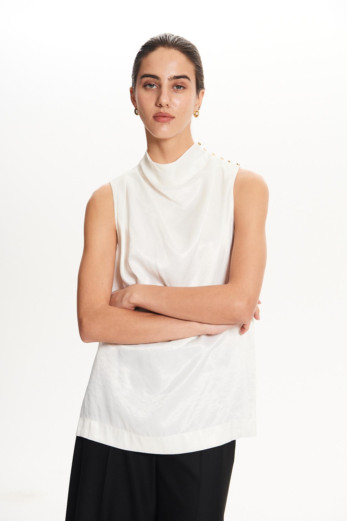 Seven Lab - Топ с пуговицами на плече в белом цвете