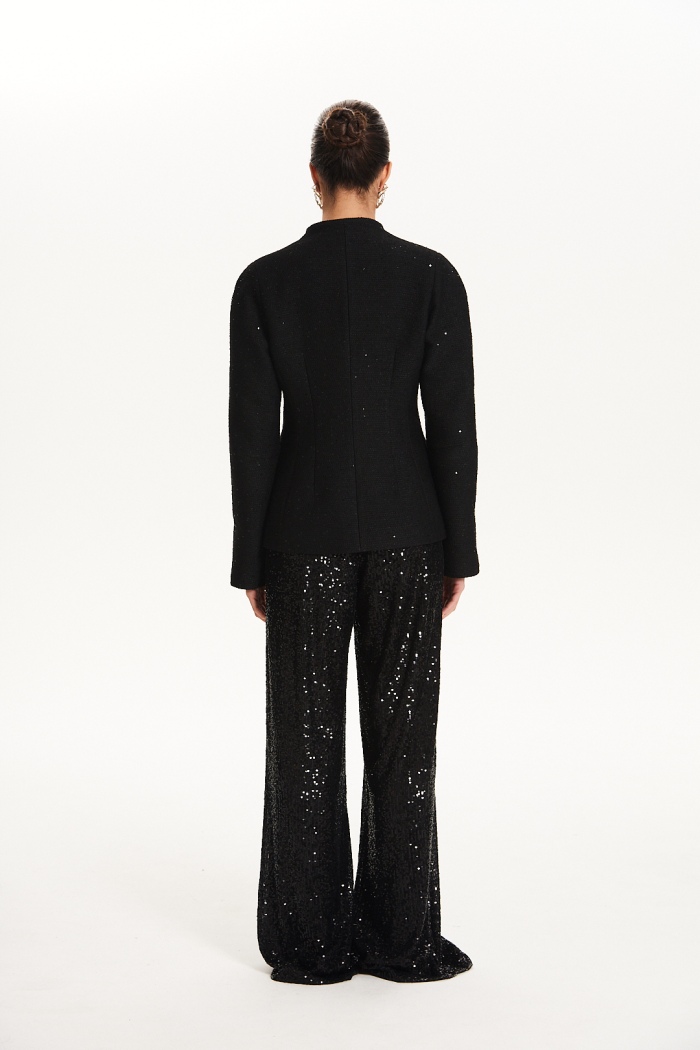 Seven Lab - Жакет приталенный с акцентной пуговицей в черном цвете