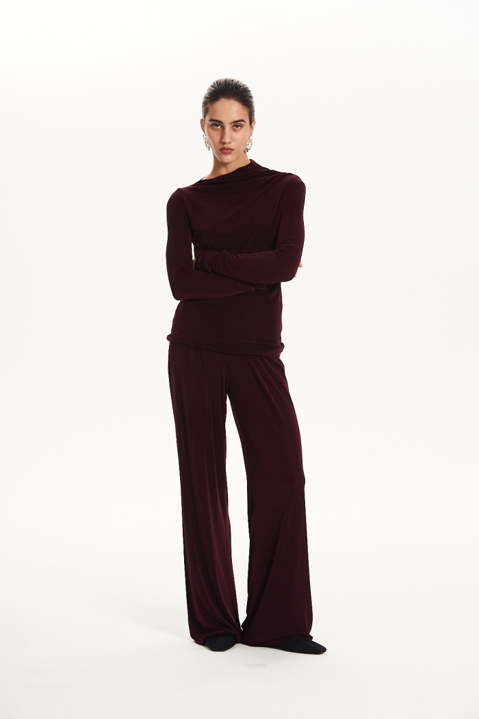 Seven Lab - Костюм из мягкой вискозной ткани в оттенке бургунди