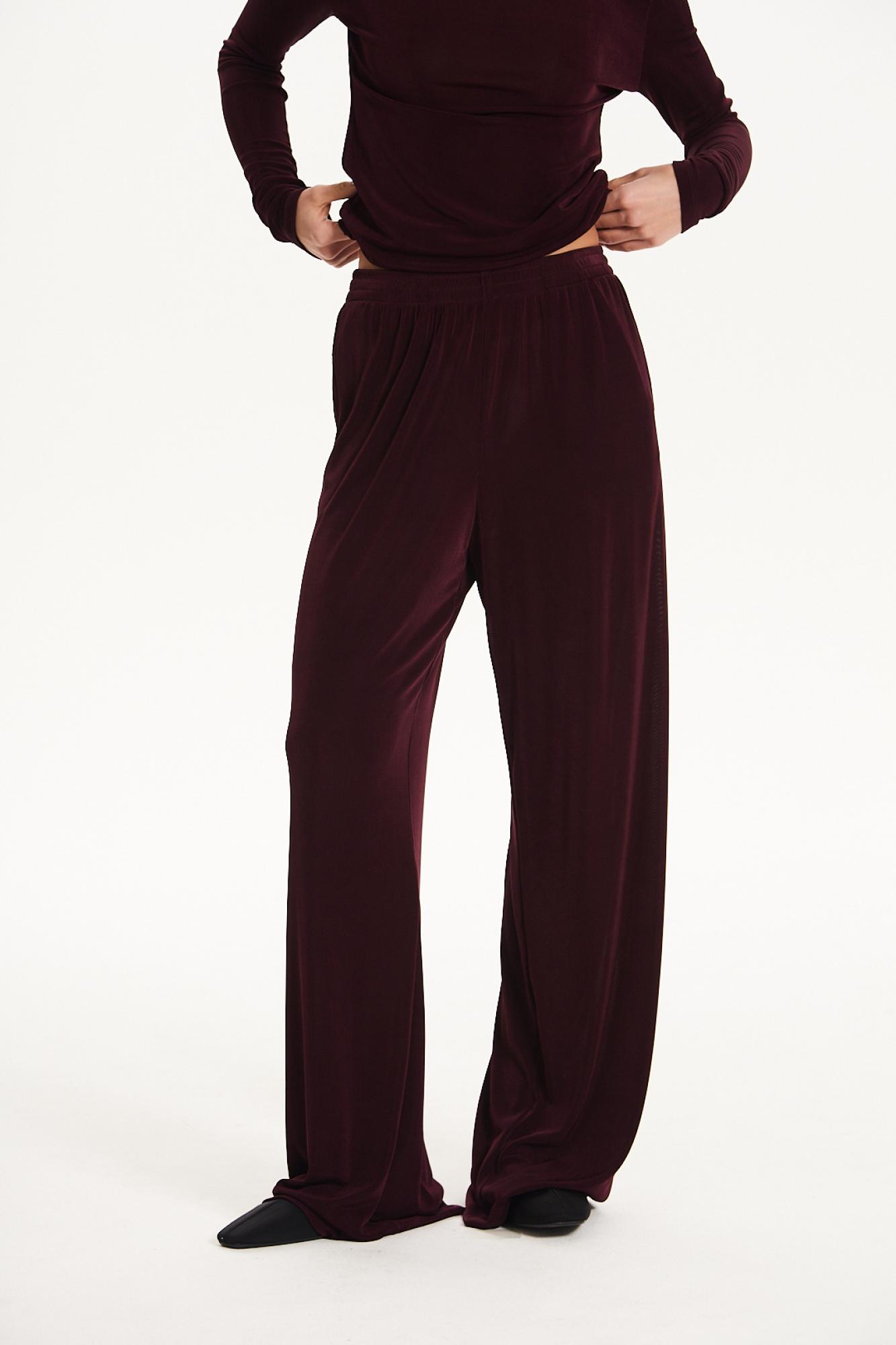 Seven Lab - Костюм из мягкой вискозной ткани в оттенке бургунди