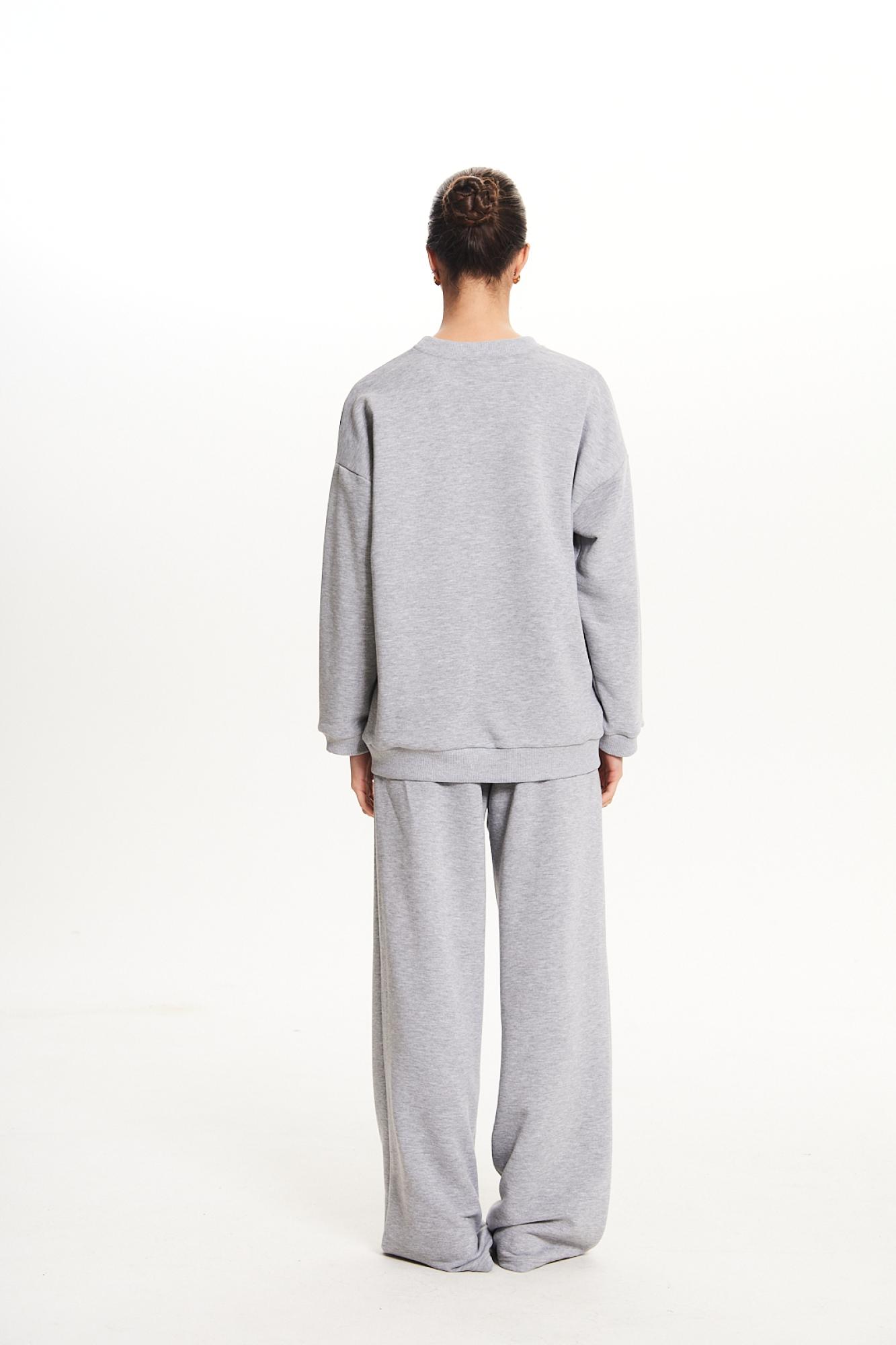 Seven Lab - Свитшот и брюки с надписью в сером цвете