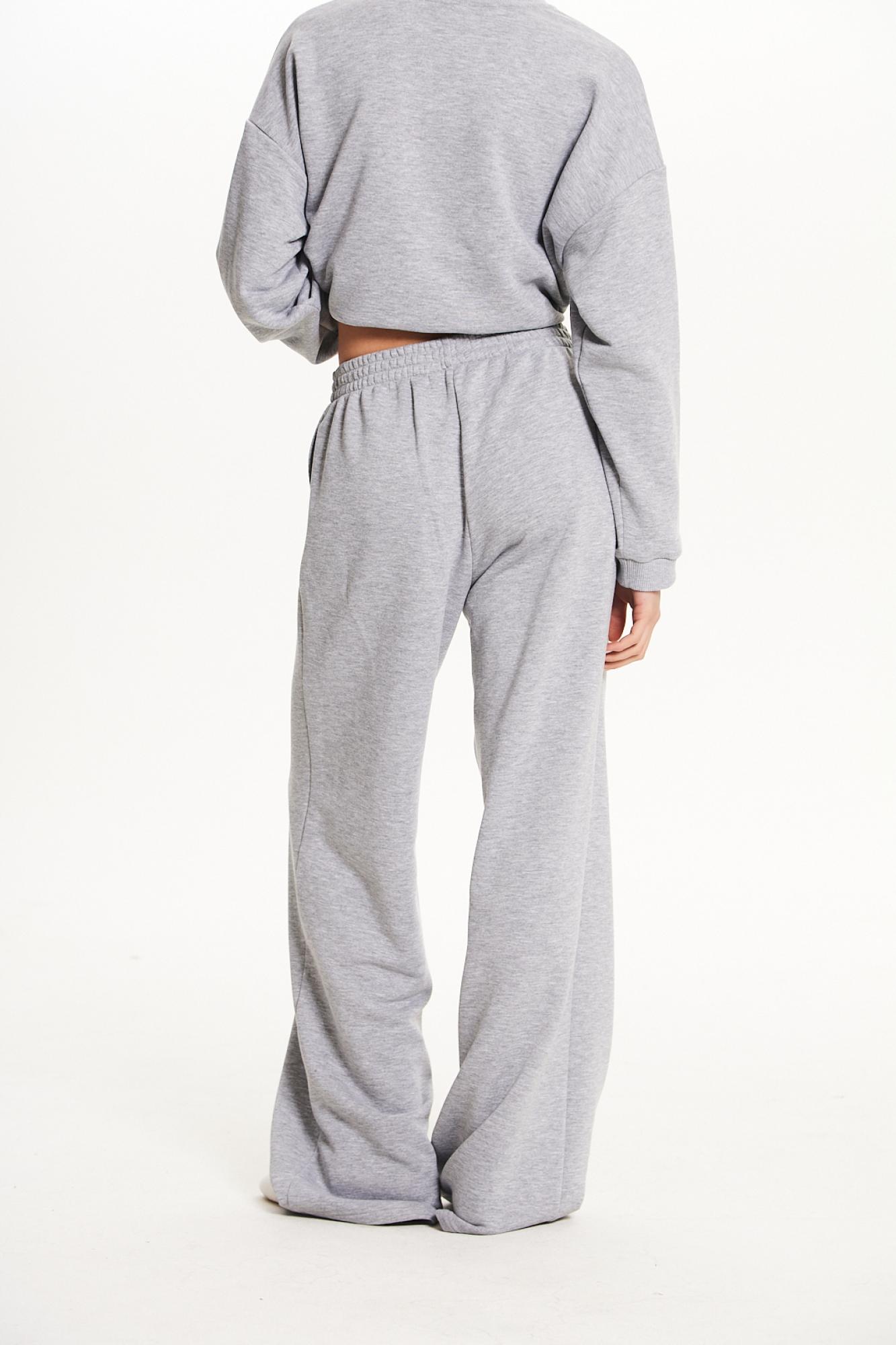 Seven Lab - Свитшот и брюки с надписью в сером цвете