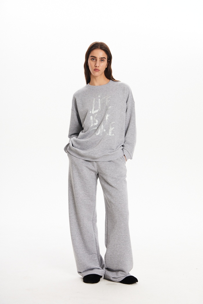 Seven Lab - Свитшот и брюки с надписью из страз в сером цвете