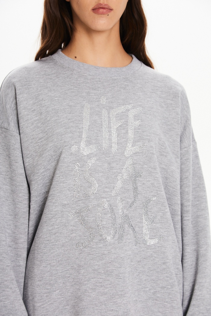 Seven Lab - Свитшот и брюки с надписью из страз в сером цвете