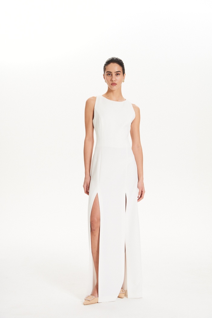 Seven Lab - Платье с открытой спиной в белом цвете