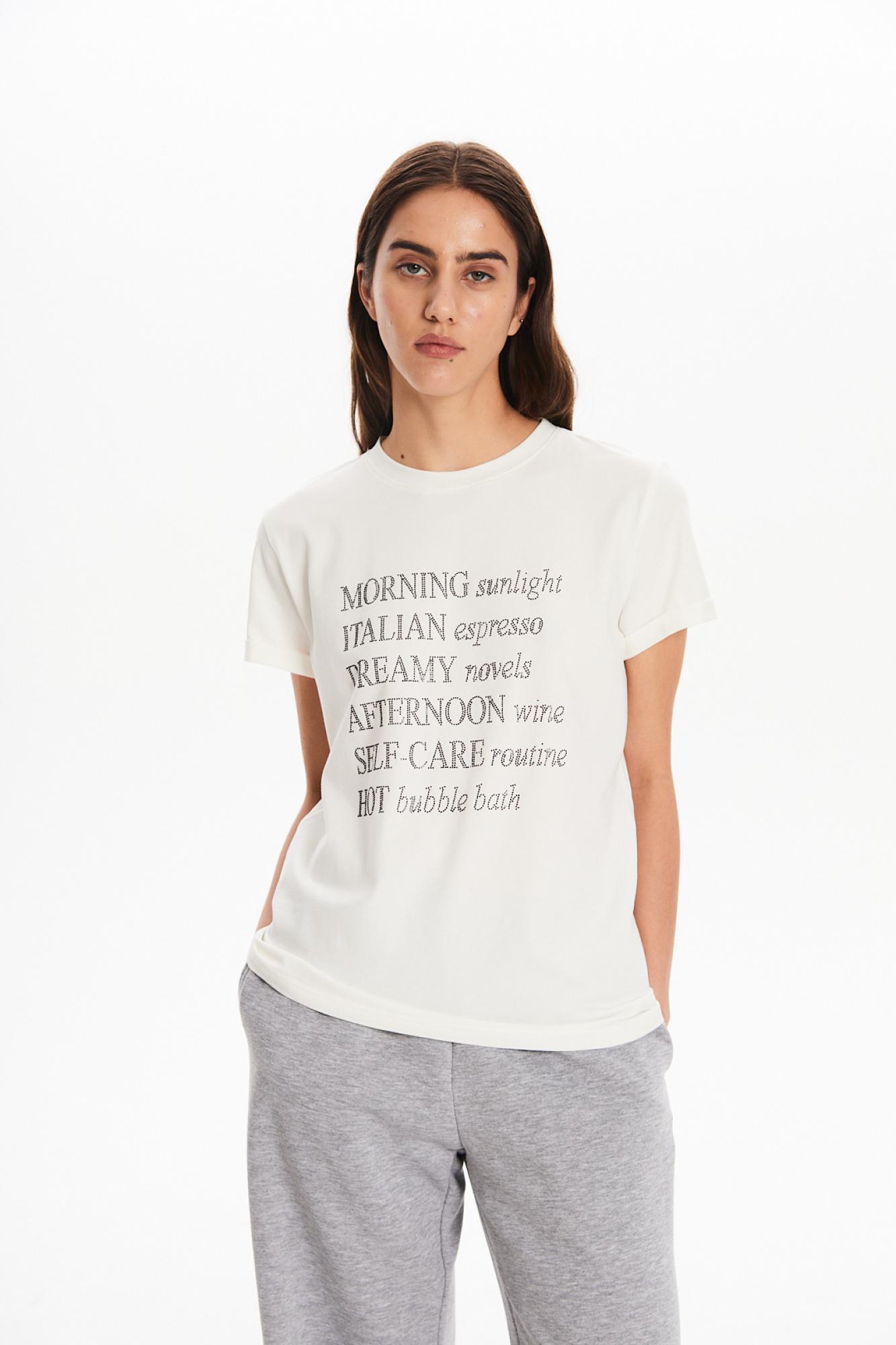 Seven Lab - Футболка с черными стразами в белом цвете