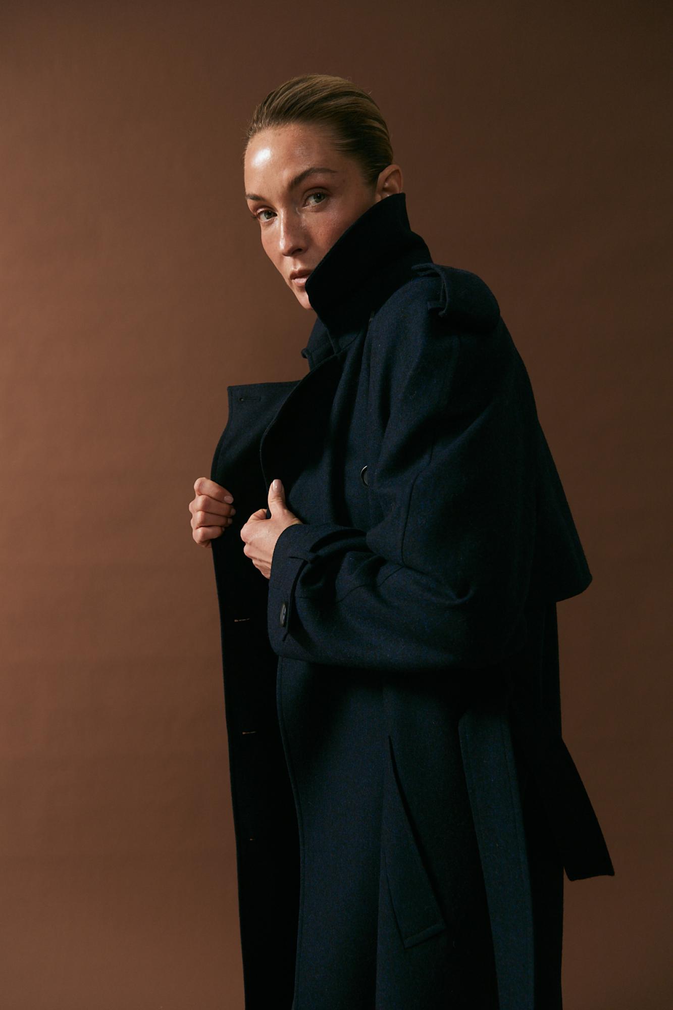 Seven Lab - Пальто свободного кроя в темно-синем цвете