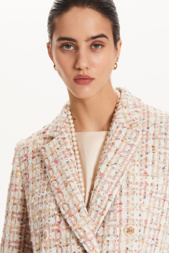 Seven Lab - Жакет твидовый в клетку в молочном цвете