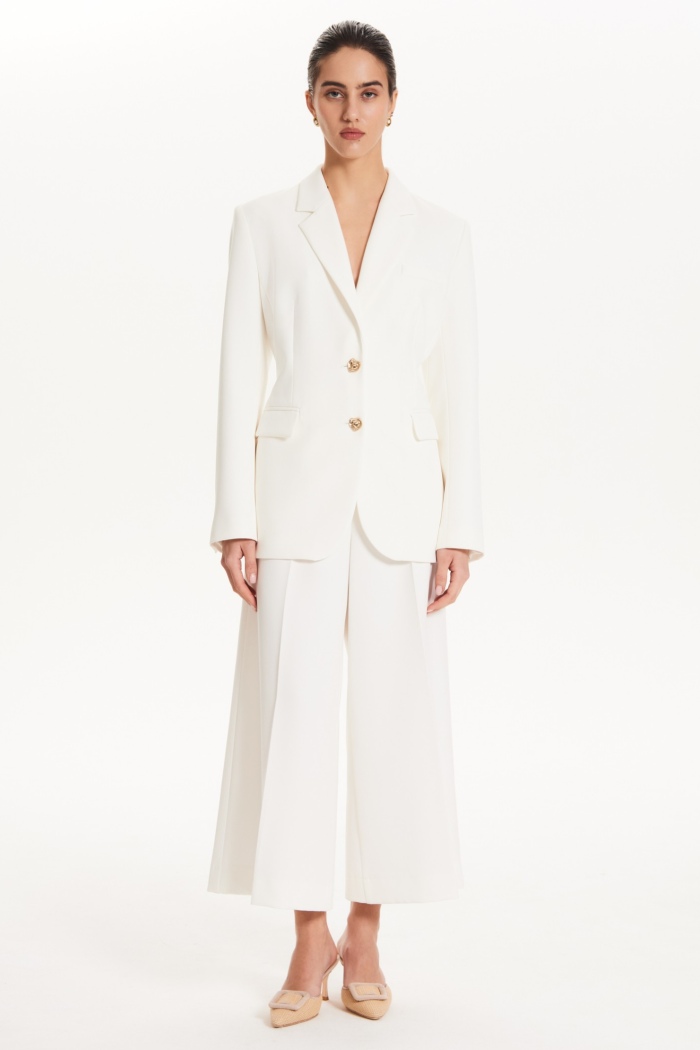 Seven Lab - Кюлоты с золотой цепочкой в белом цвете