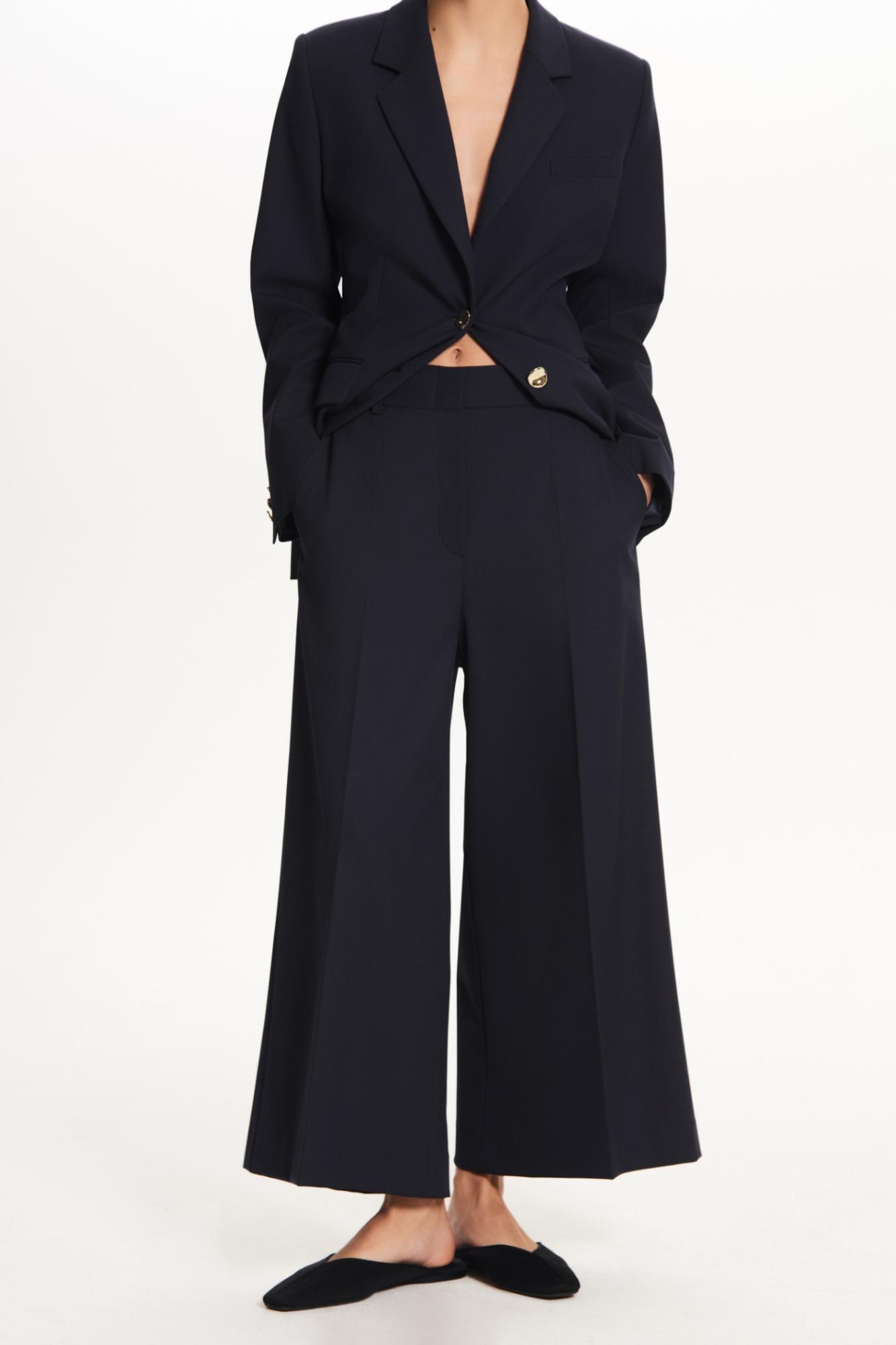 Seven Lab - Кюлоты с золотой цепочкой в синем цвете