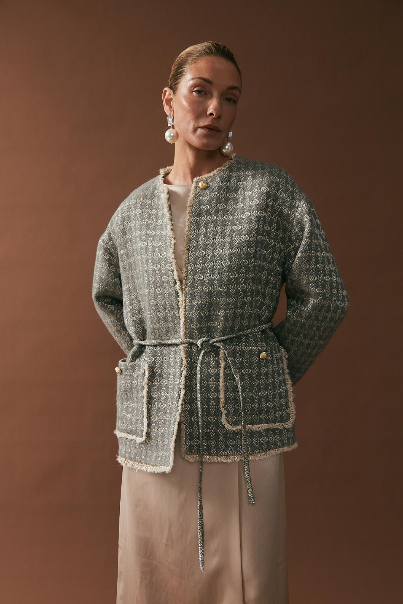 Seven Lab - Жакет свободного кроя с поясом в сером цвете