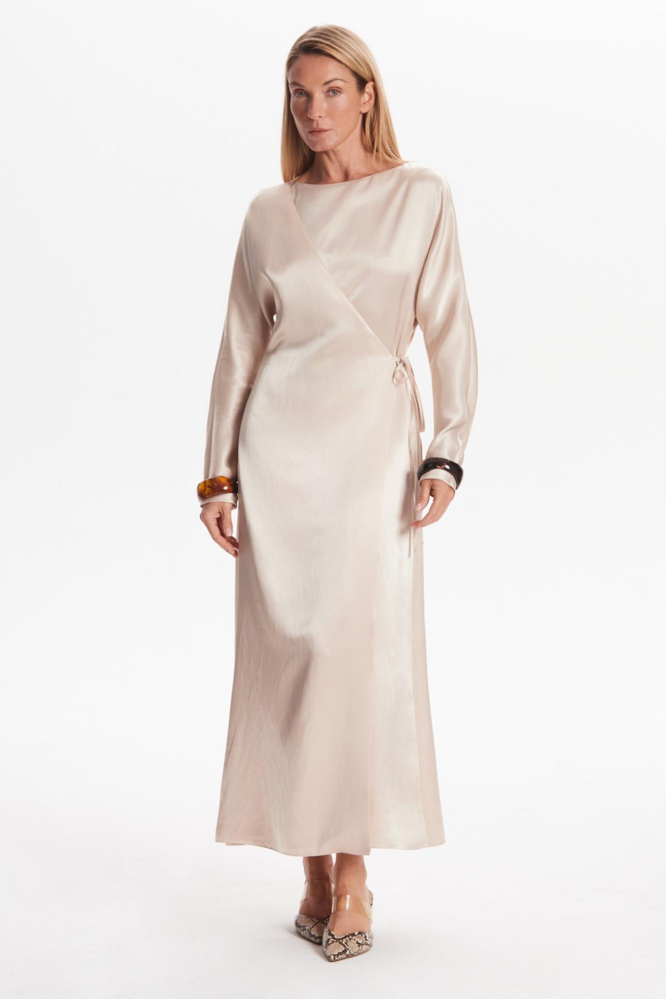 Seven Lab - Платье на запах с длинным рукавом в кремовом оттенке