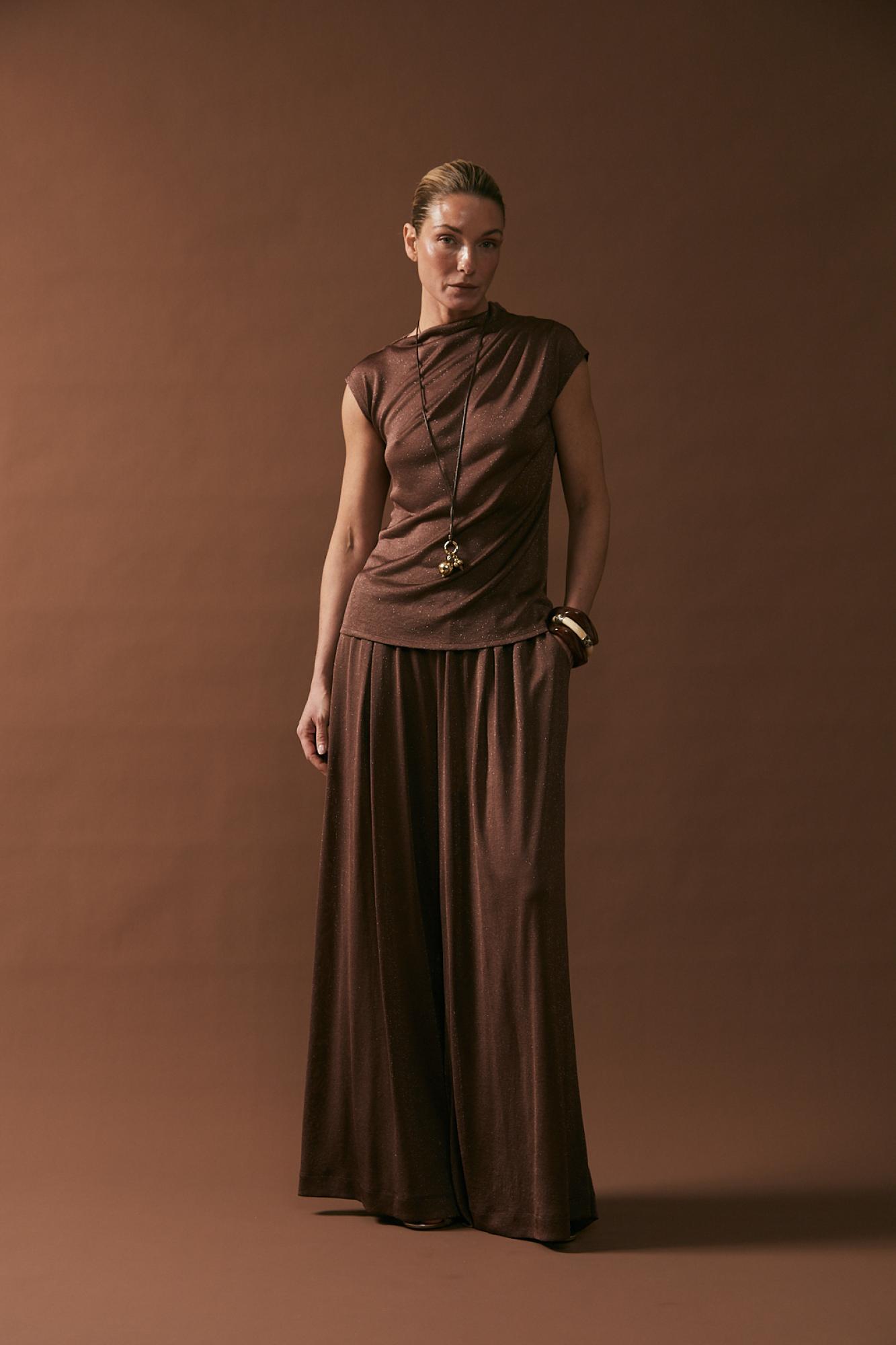 Seven Lab - Топ с коротким рукавом в коричневом цвете