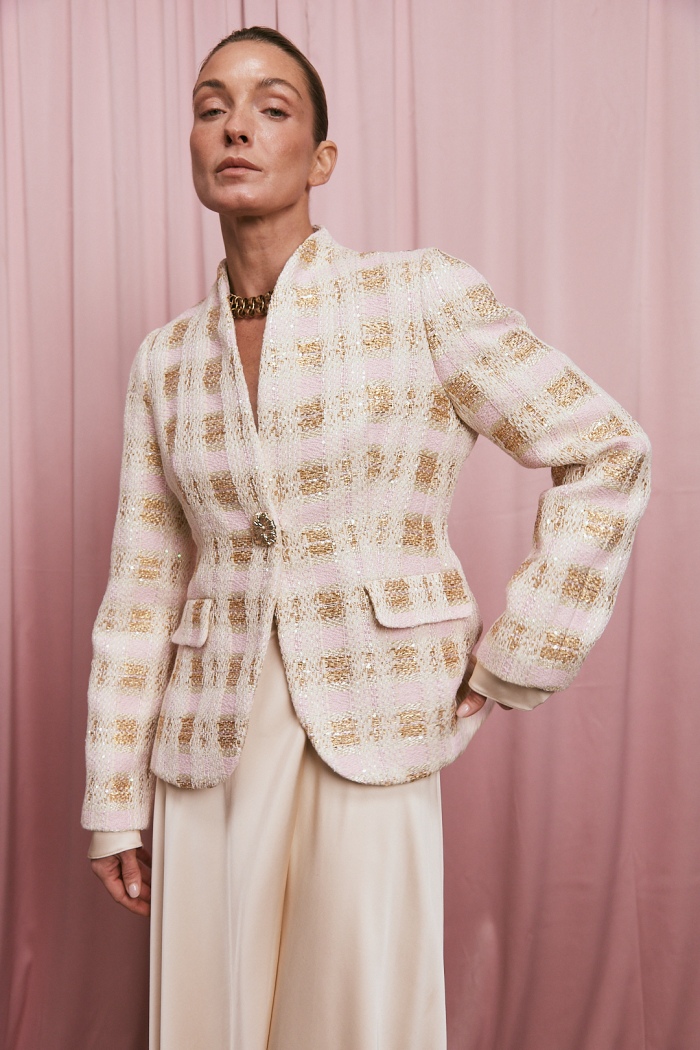 Seven Lab - Жакет приталенный в клетку в розовом цвете