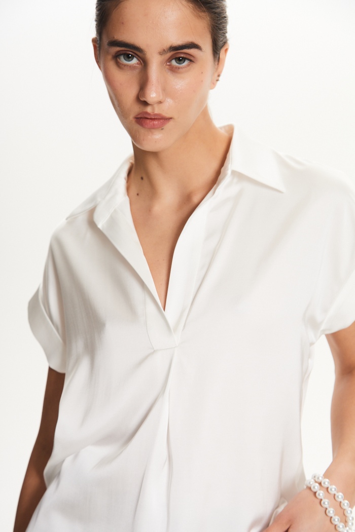 Seven Lab - Блуза с коротким рукавом в белом цвете