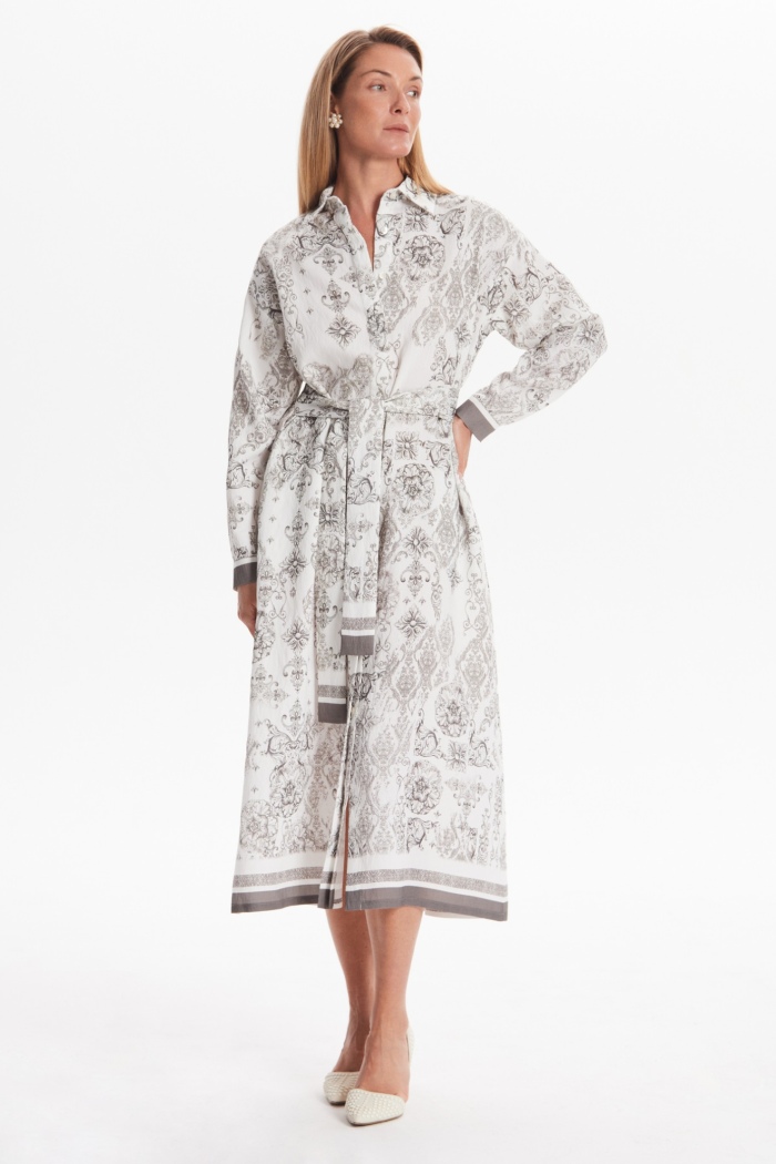 Seven Lab - Платье-рубашка с принтом в белом цвете