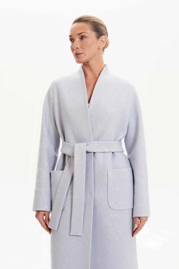 Seven Lab - Пальто-халат с пайетками в серо-голубом цвете