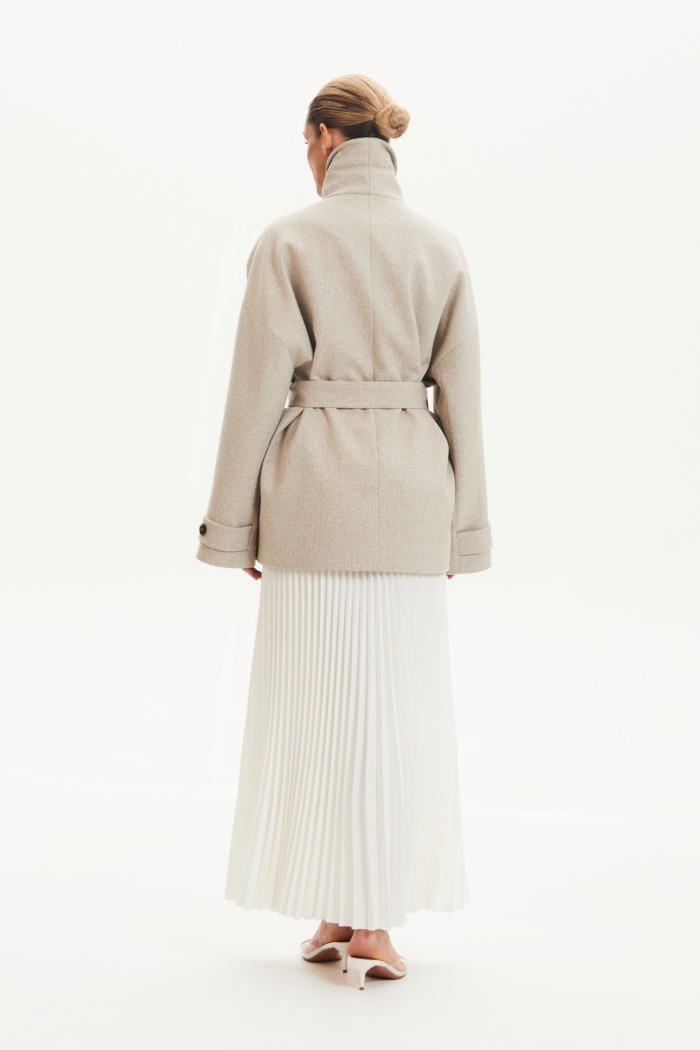 Seven Lab - Полупальто на запах в бежевом цвете