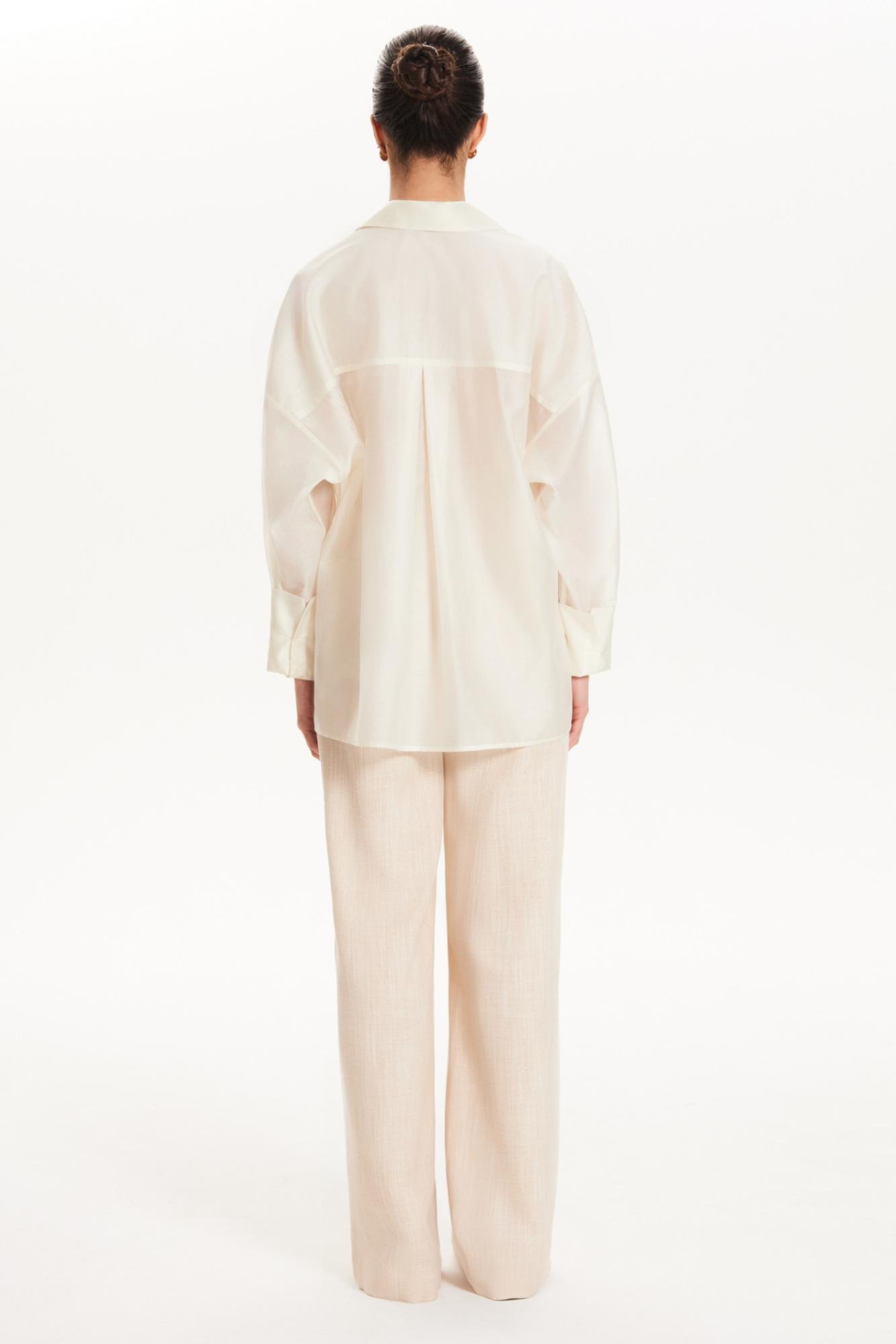 Seven Lab - Блуза из вуали с английским воротником в молочном цвете