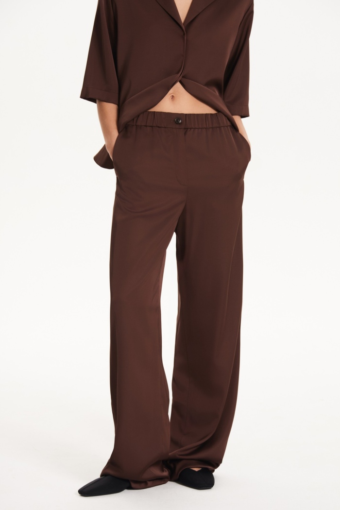 Seven Lab - Брюки прямого кроя на резинке в шоколадном цвете