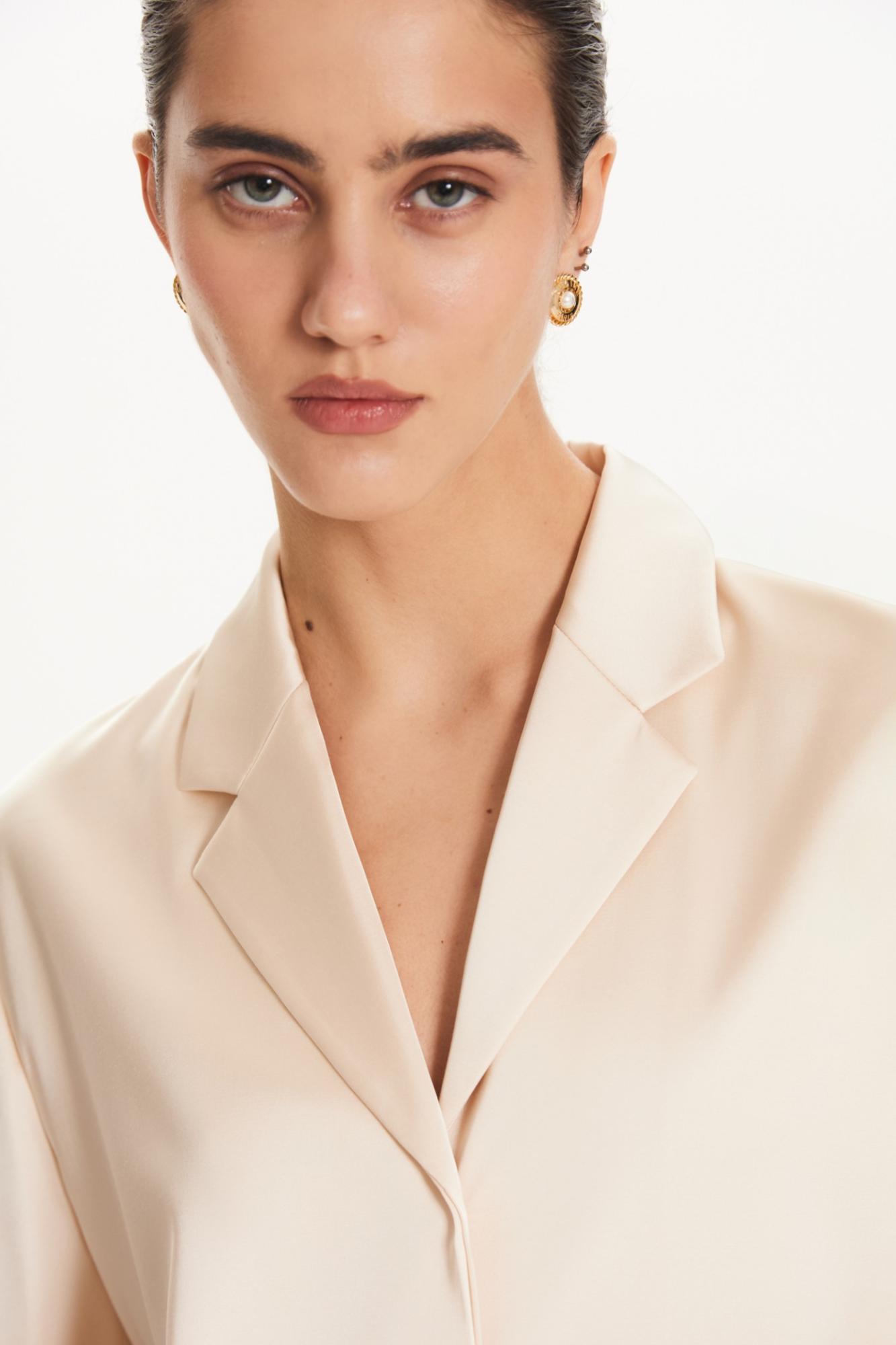 Seven Lab - Жакет с коротким рукавом в кремовом цвете