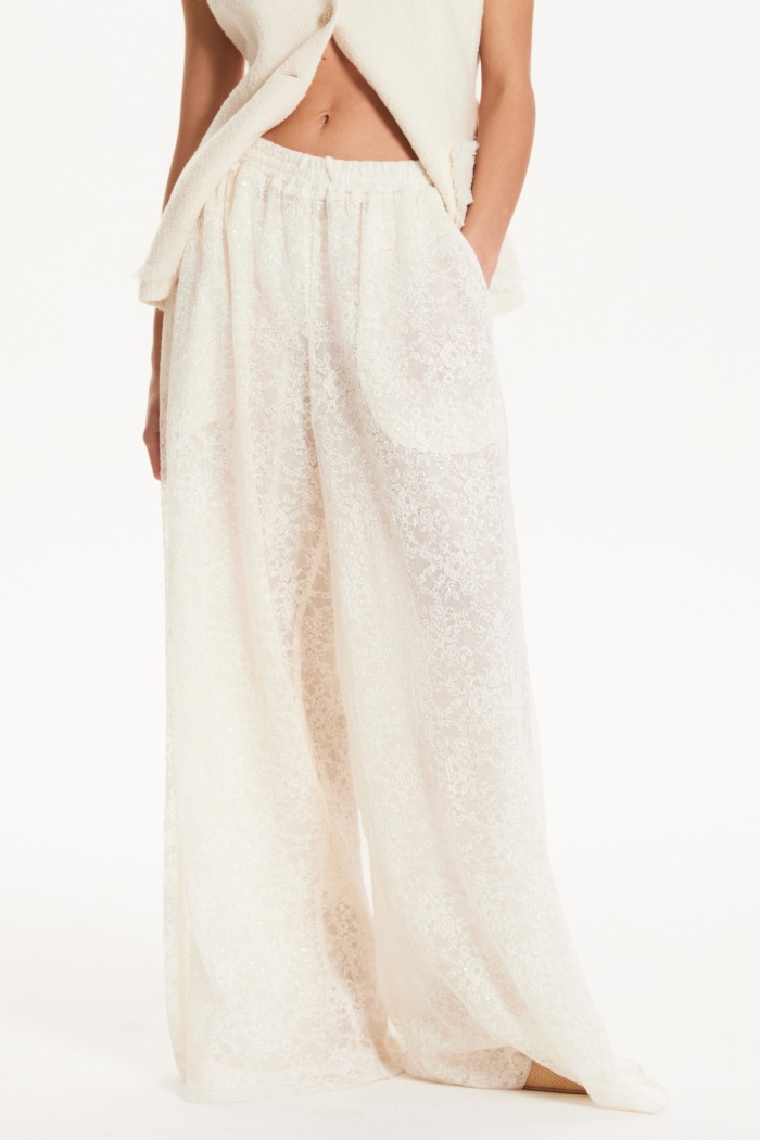 Seven Lab - Брюки из кружева в молочном цвете