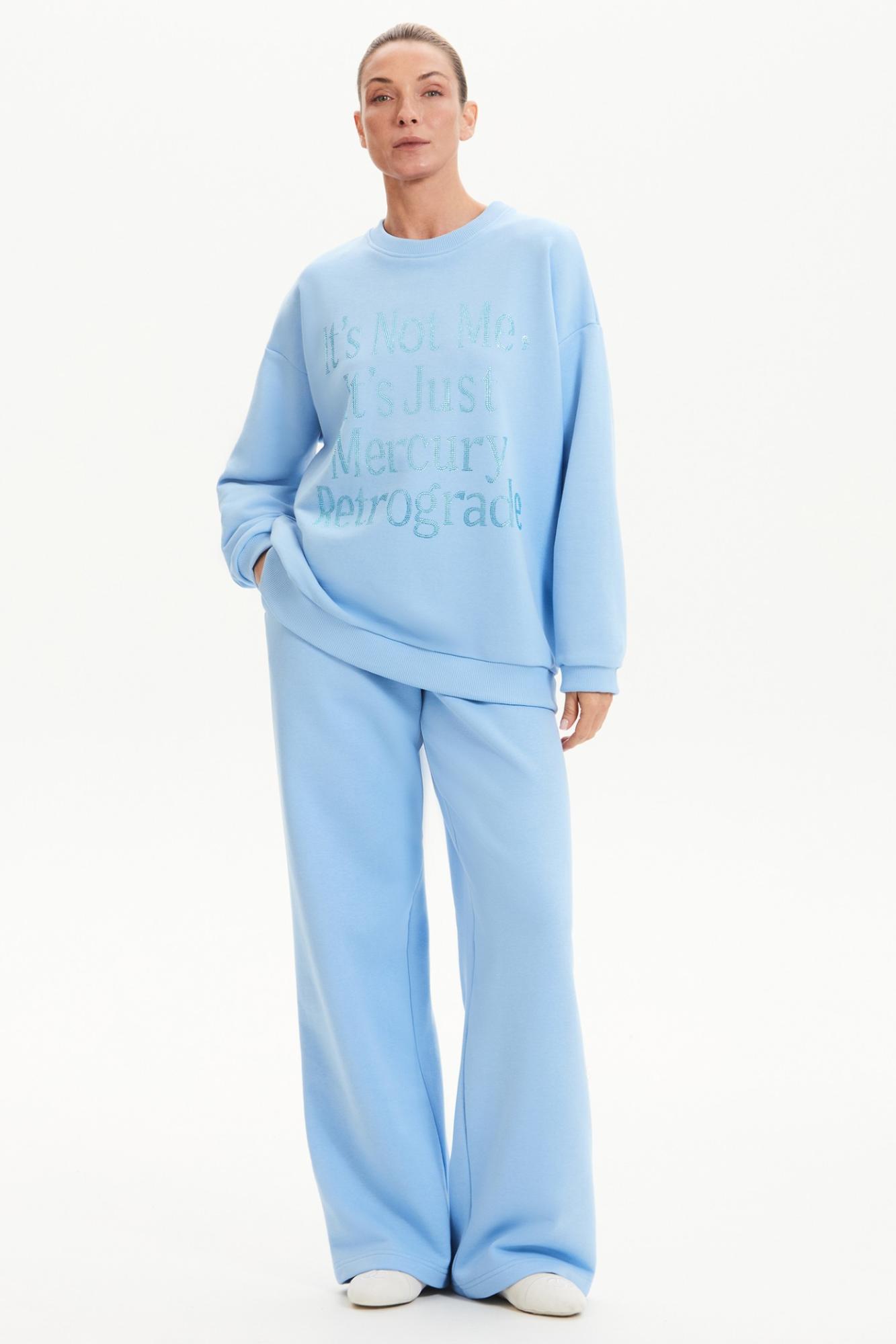 Seven Lab - Свитшот и брюки с надписью из страз в голубом цвете, женская